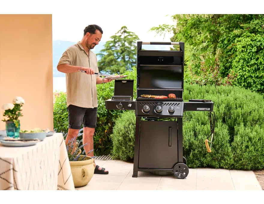 Grill Gazowy Freestyle PRO 365 z palnikiem bocznym Sizzle Zone™ czarny (Nowość 2026) - 9