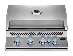 Grill gazowy do zabudowy 32'' seria 700 z rożnem